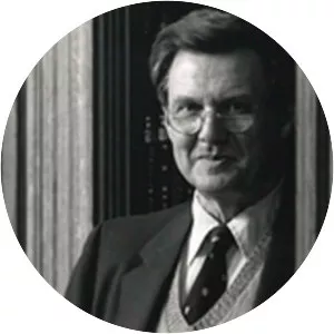 Denis Twitchett - British sinologist