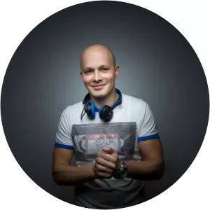 Denis Goldin - Musical artist