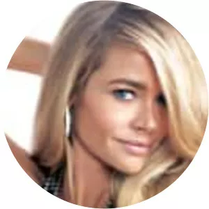 Denise Richards: It's Complicated - American television series