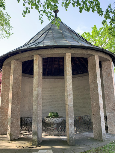 Denkmal fuer Kriegsopfer - Memorial park in Kiefersfelden, Germany