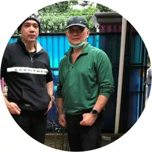 Denni Wim Tumiwa Marcus - Sandy Tumiwa's father