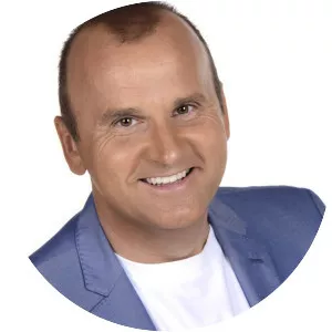 Dennie Damaro Musician