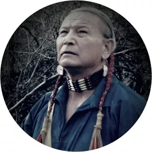 Dennis Ambriz - Actor