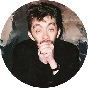 Dennis Gun photograph