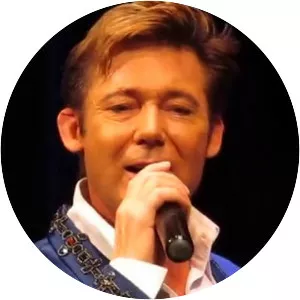 Dennis Jale - Musical artist