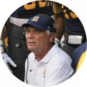 Dennis Therrell - American football player