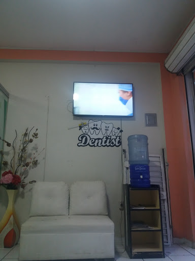 DentalEsthetic - Dentist in Huanuco, Peru