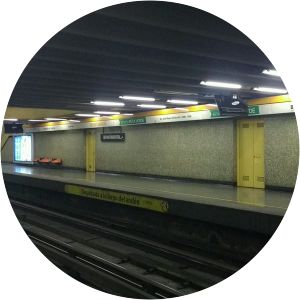 Departamental metro station