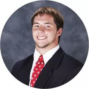 Derek Landisch - American football linebacker