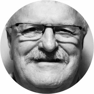 Derek Mo Moore Musician