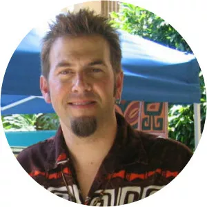 Derek Yaniger - Visual artist