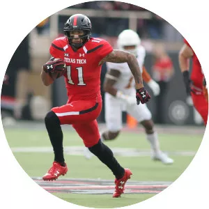 Derrick Willies - American football wide receiver