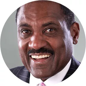 Desi Williamson - Author