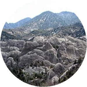 Devil's Punchbowl photograph
