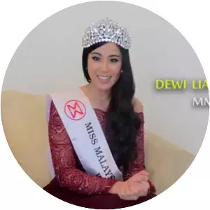 Dewi Liana Seriestha