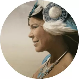 Deya Dova - Musical group