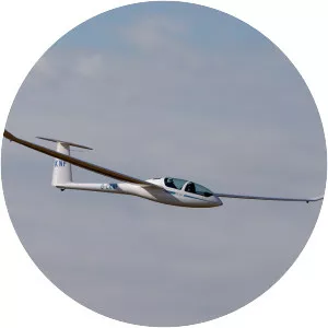 DG Flugzeugbau DG-1000