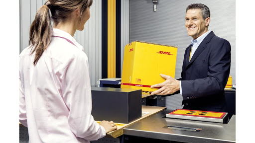 DHL Express Service Point  - Courier service in Viveiro, Spain