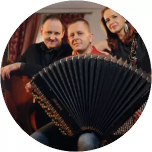 Di Galitzyaner Klezmorim - Musical group