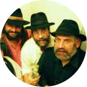 Di Naye Kapelye - Musical group