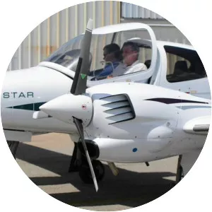 Diamond DA42