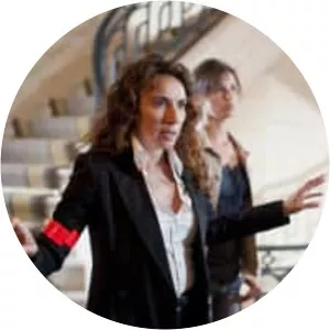 Diane, Crime Fighter