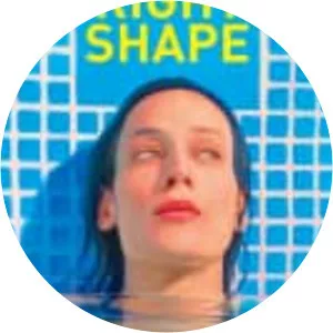 Diane Has the Right Shape (Diane a les épaules)