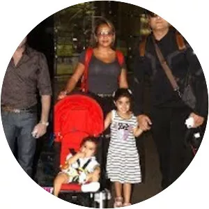 Diani Isabella Khan photograph