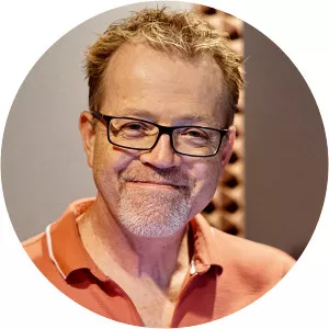 Dick Hill - American narrator