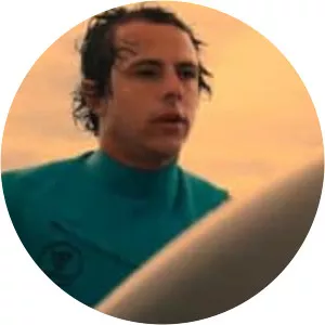 Die Pro - 2015 ‧ 1h 30m