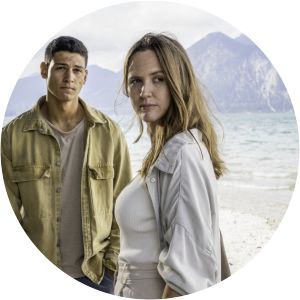 Die Rettung der uns bekannten Welt - 2021 ‧ Drama/Narrative ‧ 2h 16m