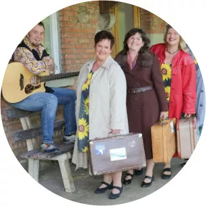 Die Schrillen Fehlaperlen - Musical artist