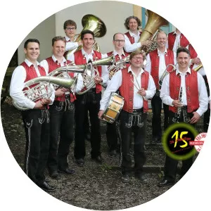 Die Schwindligen 15 - Musical group