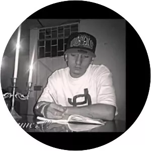 Diken Mc - Musical artist