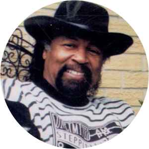 Dillard Crume Jr. - Musical artist