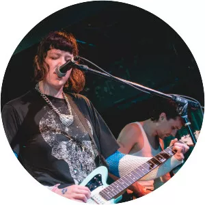 Dilly Dally - Rock band