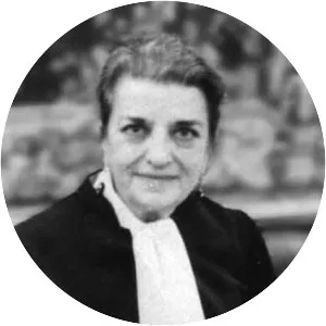 Dina Kaminskaya - Lawyer