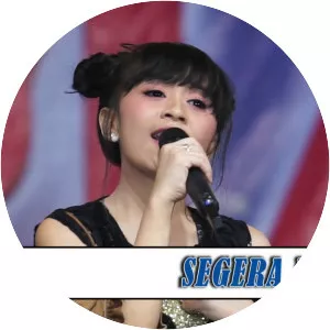 Dinda Asmi