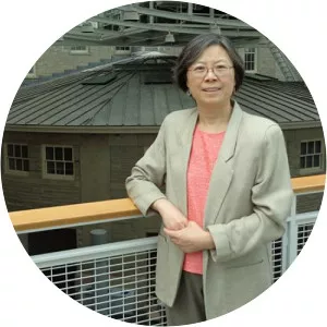 Ding Xiang Warner - Author