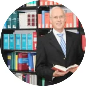 Dirk E. Meyer-Scharenberg