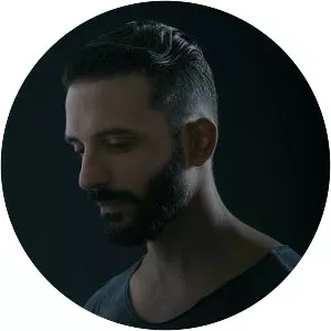 Distant Echoes Musician