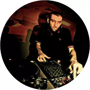 DJ Atom - Turntablist