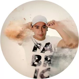 Dj Esli feat. Darek Sotelo