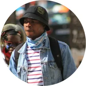 DJ Hloni - Musical artist