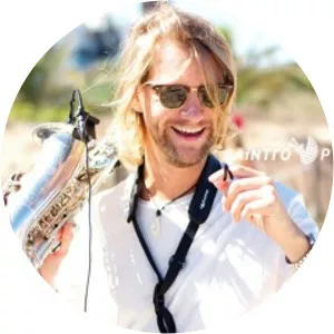 dj hoody saintro p - Musical artist