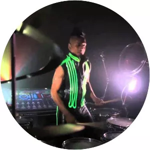 DJ Ravidrums