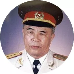 Đoàn Khuê