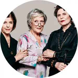 Doce casas, Historia de mujeres devotas