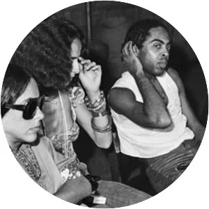 Doces Bárbaros - Album by Doces Bárbaros