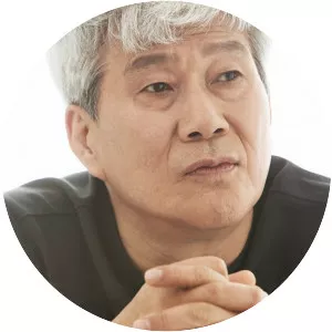 Dogyung Lee
